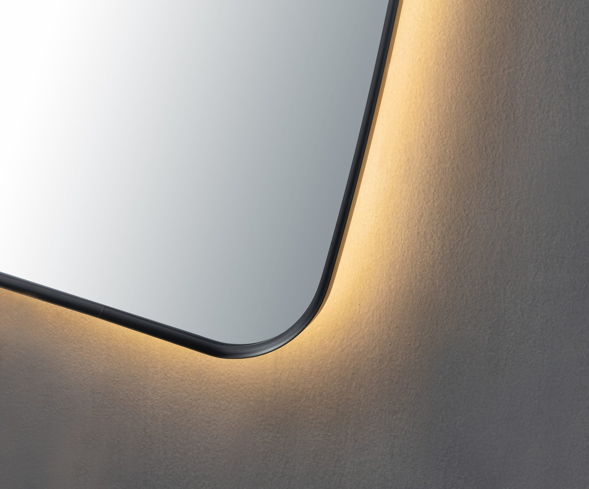Oglinda LED pentru Dressing, Hol, Baie, Asimetrica Premium 70×110 cm, cu Rama Neagra, Touch, 3 Tipuri Lumina – Calda, Rece, Naturala