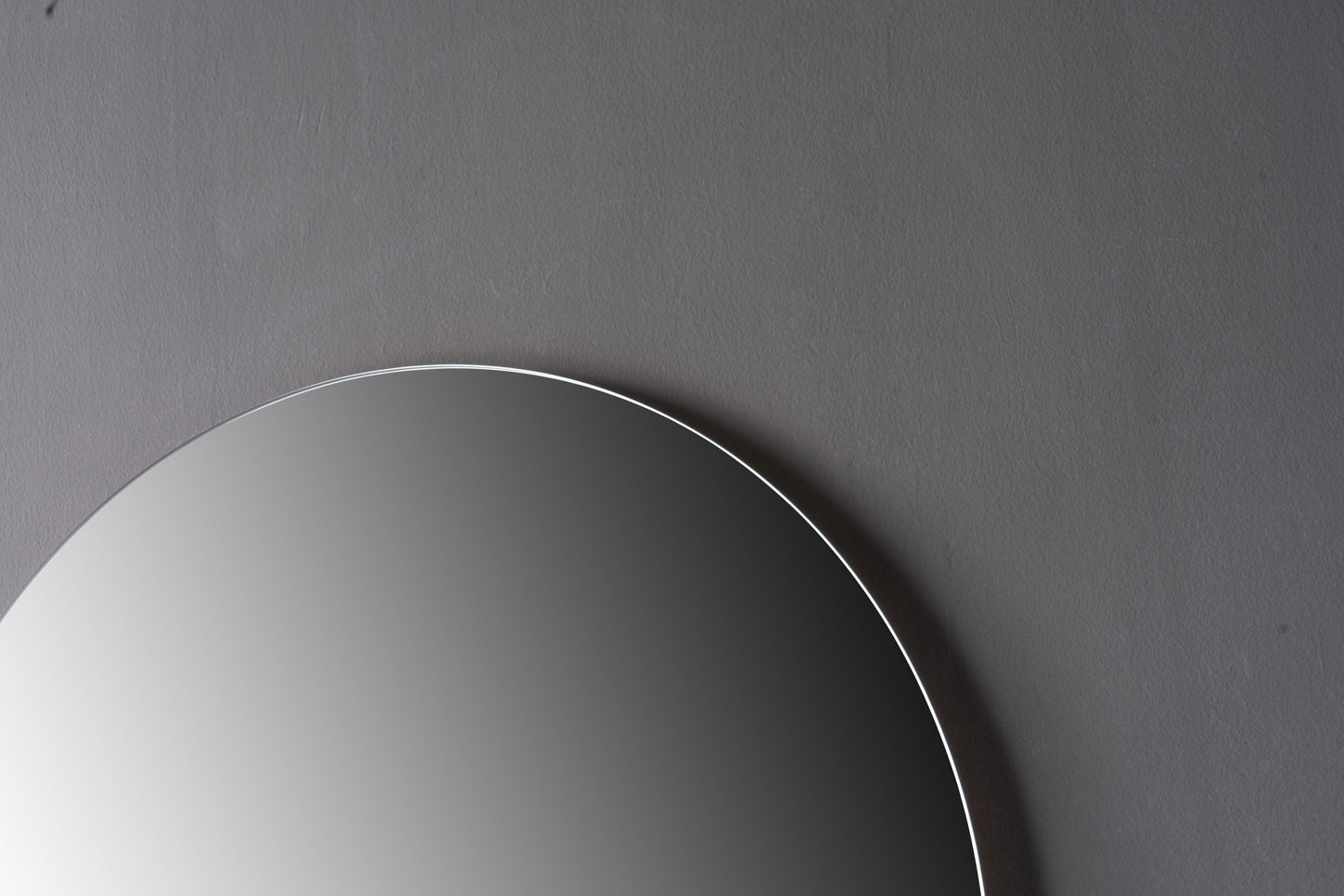 Oglinda LED Rotunda Premium 70×70 cm, Lumina Spate, 3 Tipuri de Lumina – Calda, Rece, Neutra