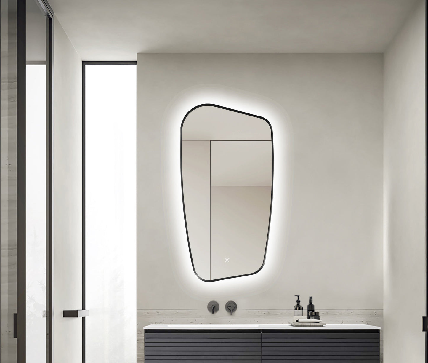 Oglinda LED pentru Dressing, Hol, Baie, Asimetrica Premium 70×110 cm, cu Rama Neagra, Touch, 3 Tipuri Lumina – Calda, Rece, Naturala