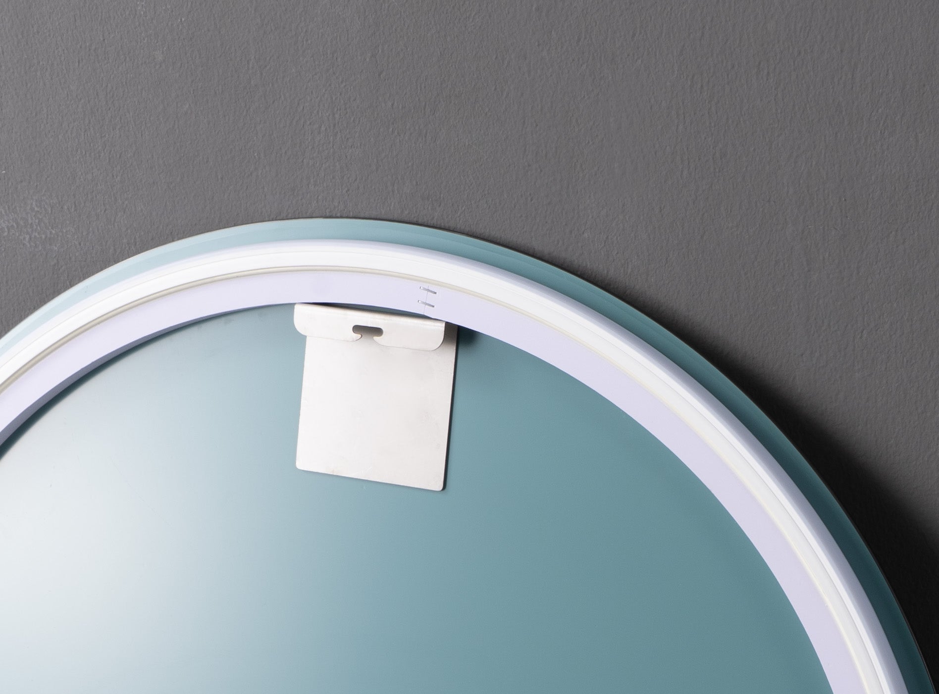 Oglinda LED Rotunda Premium 60×60 cm, Lumina Spate, 3 Tipuri de Lumina – Calda, Rece, Neutra
