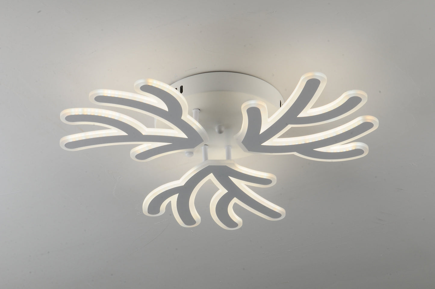 Lustra LED RFAN, Model K46-3, cu Telecomanda, 3 Tipuri de Lumina, Intensitate Reglabila, 150W, Alb
