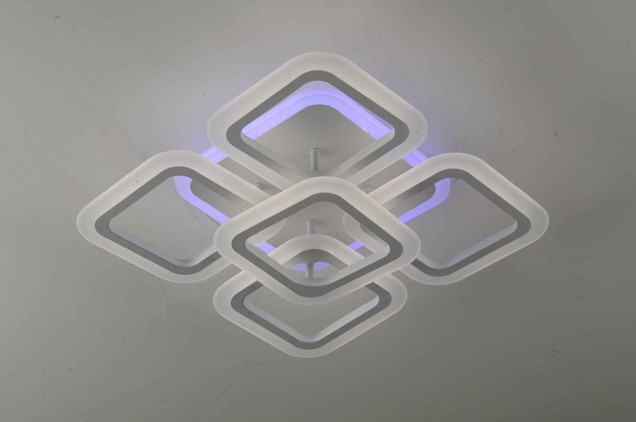 Lustra LED RFAN, Model M20/4+1RGB, cu Telecomanda, 3 Tipuri de Lumina plus Lumina RGB, Intensitate Reglabila, 58W, Alb