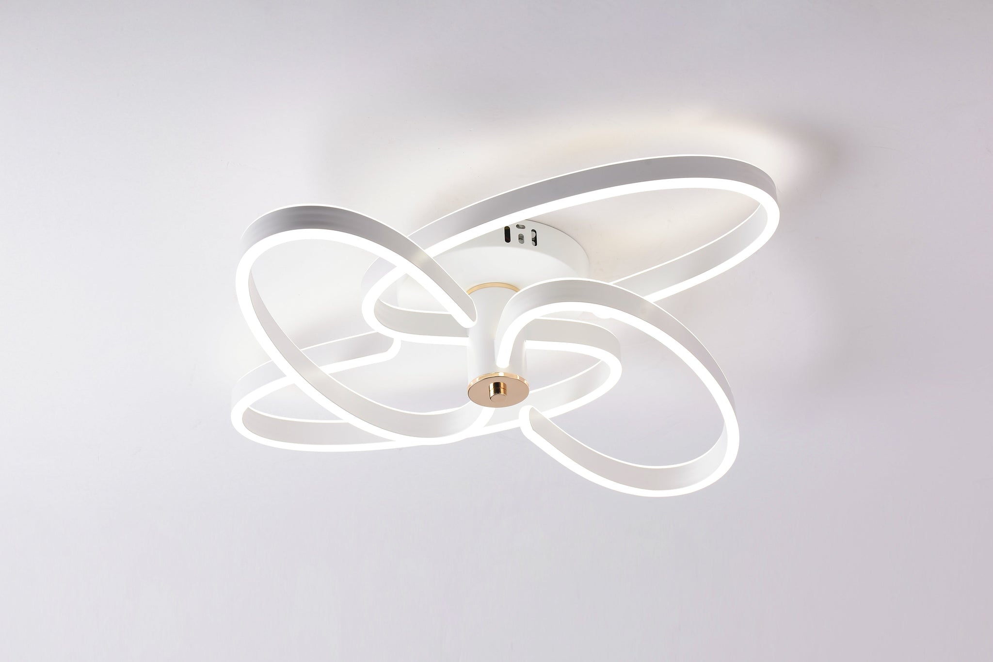 Lustra LED RFAN, Model T9874, Cu Telecomanda, 3 Tipuri De Lumina, Intensitate Reglabila, 288W, Alb/Auriu