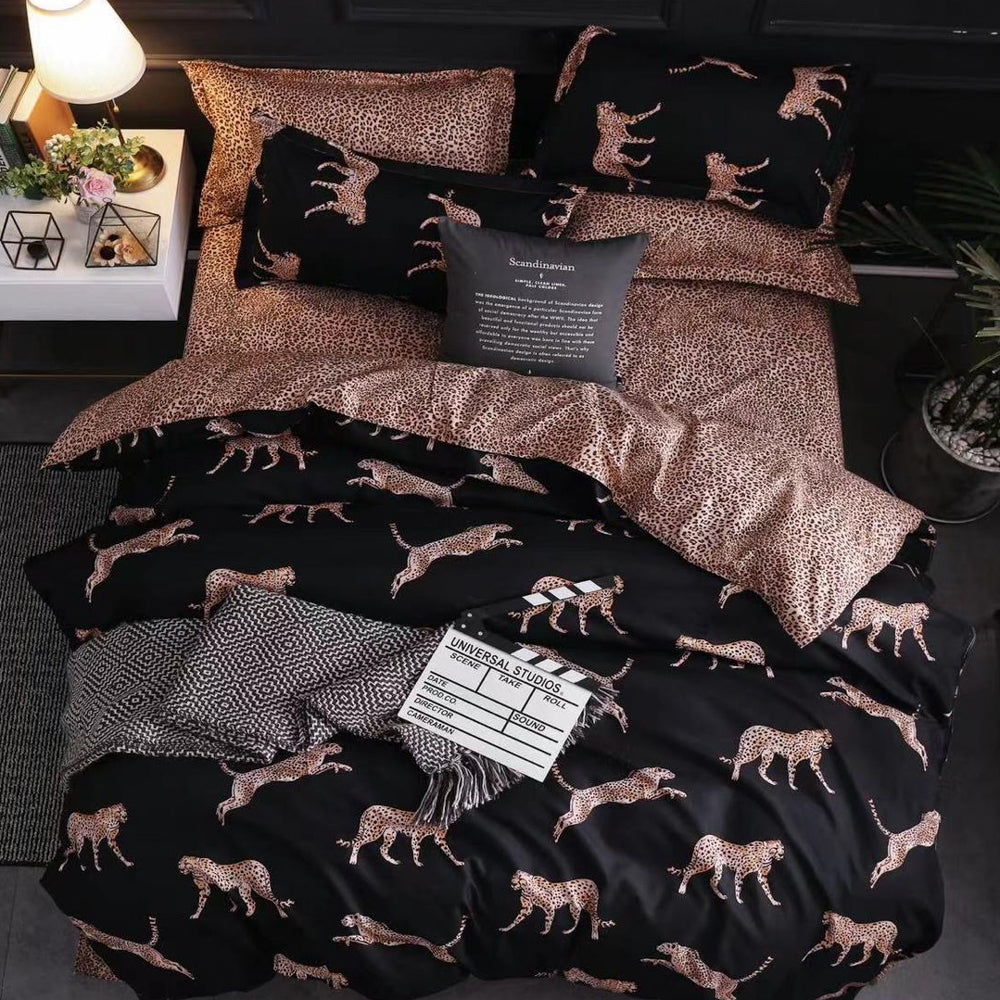 Lenjerie pat dublu cu Elastic, bumbac satinat, Negru, leopard SPR-E-07