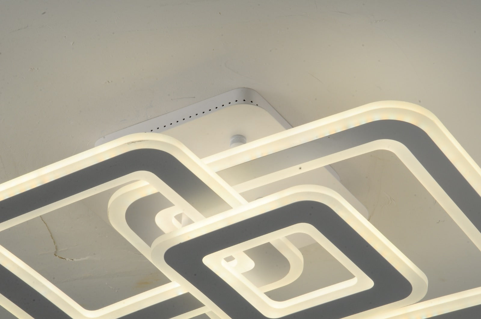 Lustra LED RFAN, Model M988-3, cu Telecomanda, 3 Tipuri de Lumina, Intensitate Reglabila, 170W, Alb