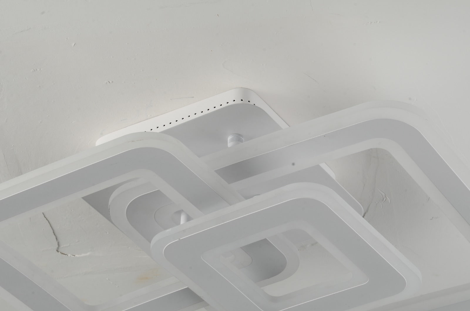 Lustra LED RFAN, Model M988-3, cu Telecomanda, 3 Tipuri de Lumina, Intensitate Reglabila, 170W, Alb