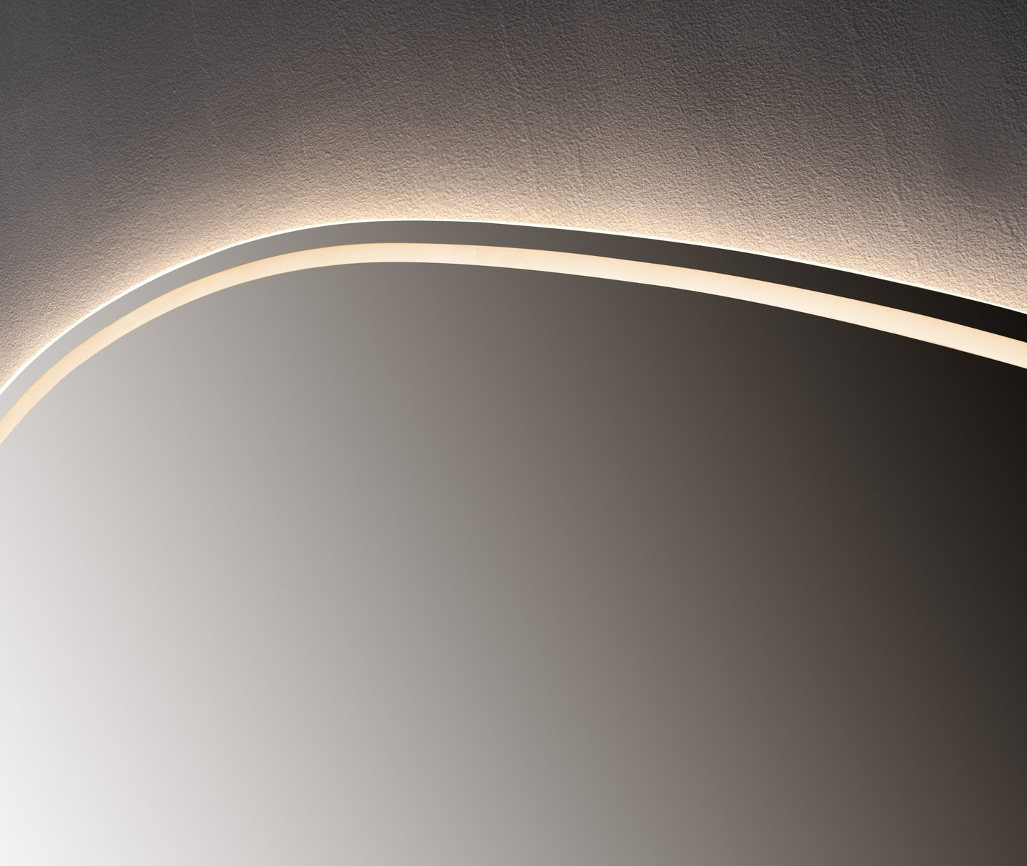 Oglinda LED Asimetrica Premium 160×85 cm, Touch, 3 Tipuri Lumina – Calda, Rece, Naturala