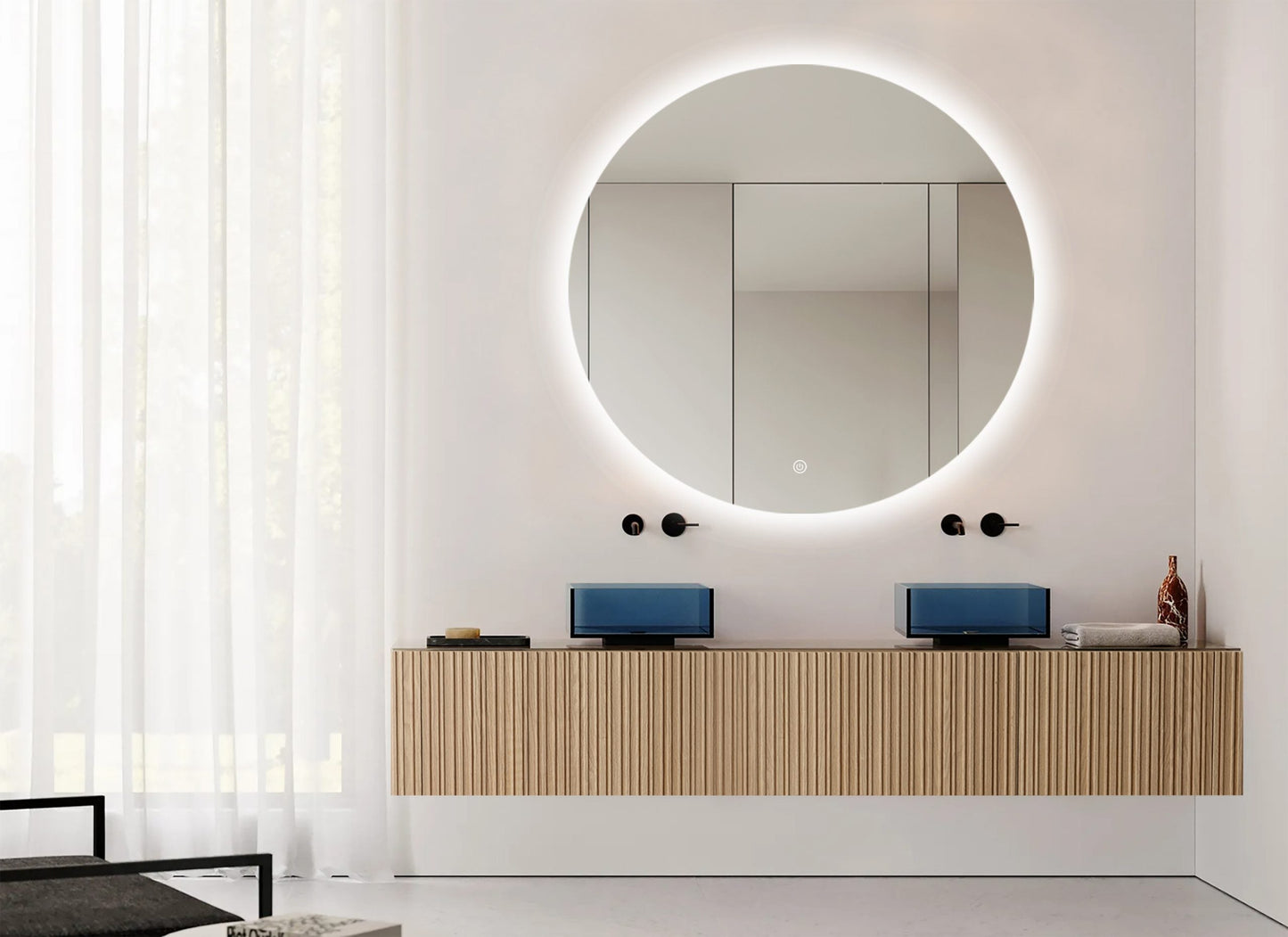 Oglinda LED Rotunda Premium 60×60 cm, Lumina Spate, 3 Tipuri de Lumina – Calda, Rece, Neutra