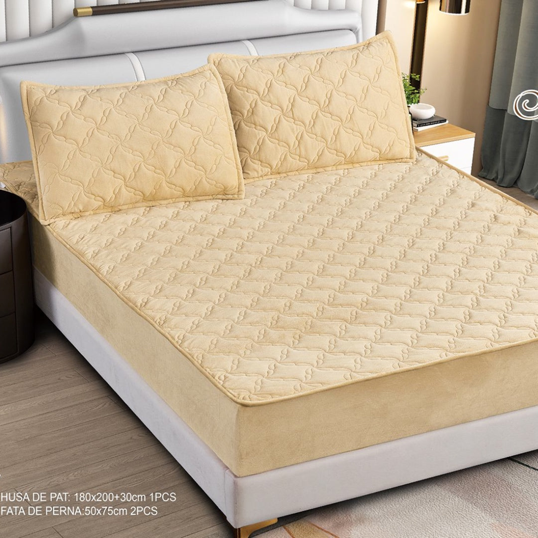 Husa Saltea cu Elastic 180x200cm tip Topper si 2 fete de perna, Bej